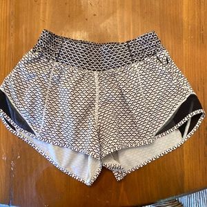 Womens Lulu shorts